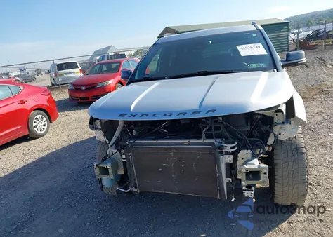 2018 Ford Explorer Xlt z USA, uszkodzony, nr VIN 1FM5K8D82JGB05657